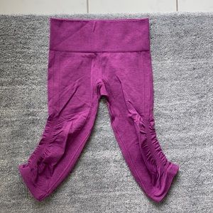 Lululemon in the flow Capri